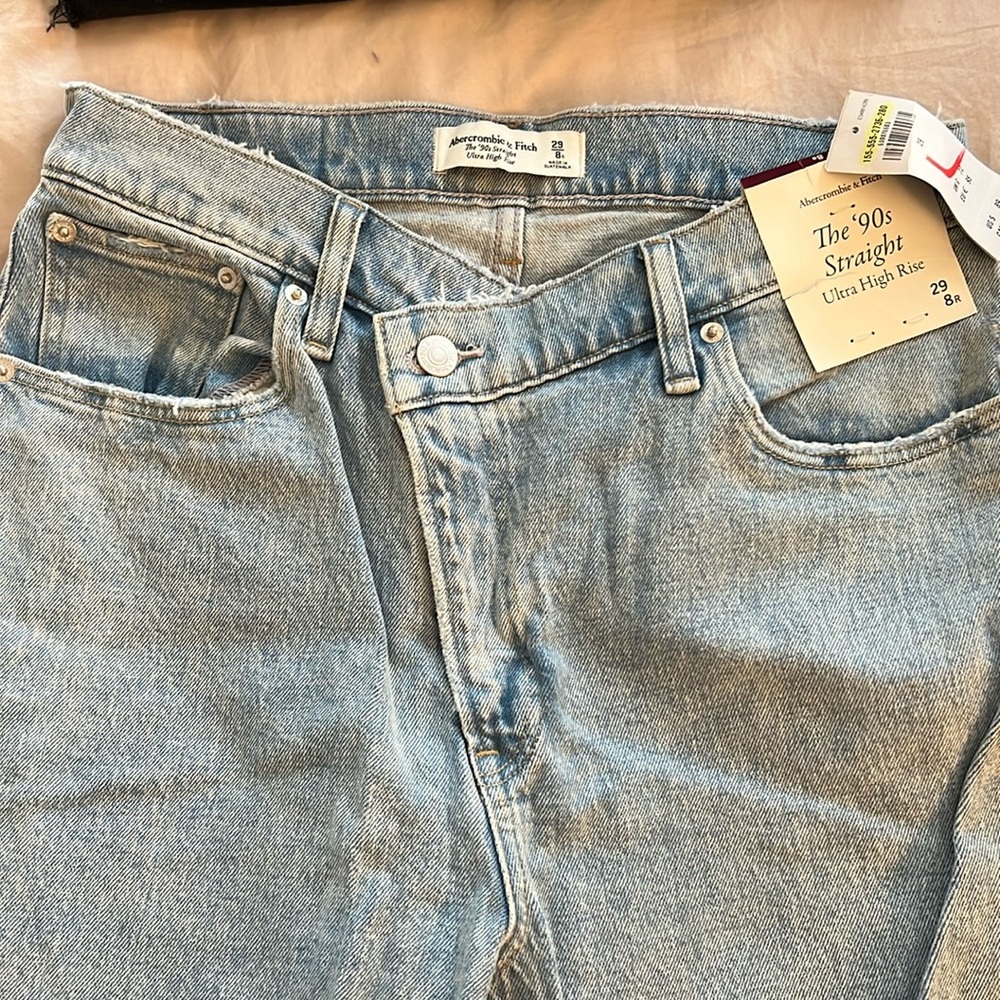 Abercrombie the 90s straight ultra high rise